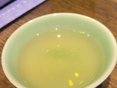 -泉畔人家·老济南经典鲁菜(大明湖店)