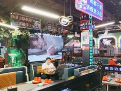 -路边边地标烧烤·川菜·小龙虾·音乐酒馆(良乡长虹店)