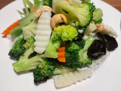 养生小炒-吕氏疙瘩汤·新派鲁菜(济南万象城店)
