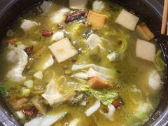 -周鱼小馆石锅酸菜鱼(活力汇店)