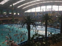 -沈阳龙润夏宫温泉水乐园