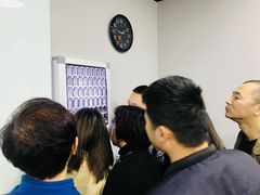 上课实景-粤港芭莎美容美发化妆学校