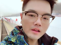 -采薇庄园四季滑雪场