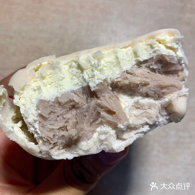 芋泥雪媚娘 芋泥很细腻