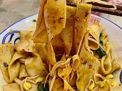-大嘻咹biangbiang面(历史博物馆店)