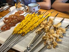 -喝丢一只鞋海鲜烧烤·海肠捞饭(文体街店)