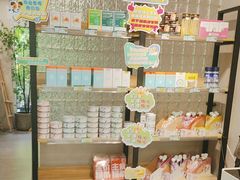 -伟伟宠物医院·CT影像中心·瑞派犬猫综合性门诊(汉口总院)