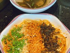 -三江两海老火锅(北京首店)