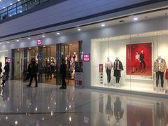 -优衣库(南宁江南万达店)