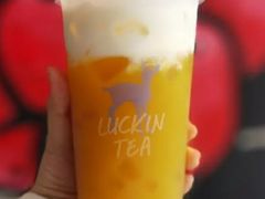 杨枝甘露芒果多-瑞幸咖啡(镇江新城吾悦广场店)