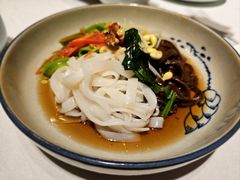 -江城小馆陕南妈妈菜·全球旅行餐厅(钟楼店)