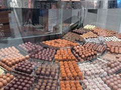 -Laderach 莱德拉(上海环贸iapm店)