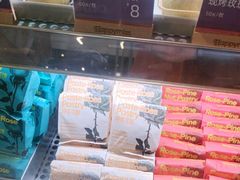 -HappyMiss花满楼·鲜花饼·鲜花茶·伴手礼(上海环球港店)