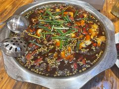 -乡土特色.冷锅鱼.牦牛肉汤锅