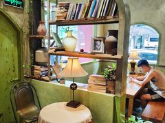 -六区宿舍咖啡店