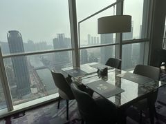 -大连星海皇冠假日酒店
