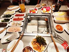 -海底捞火锅(金山百联店)