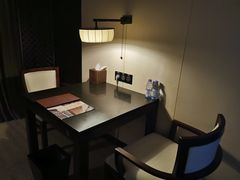 -深圳隐秀山居酒店