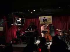-东岸Cafe 爵士俱乐部