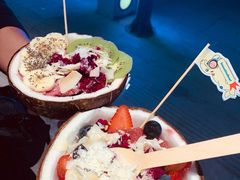 -志龙皇冠吃货椰子铺