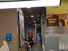 -麦当劳(轻轨曹杨路店)