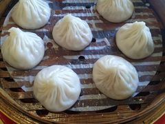 招牌鲜肉小笼汤包-玖鲜小笼(中山广场店)