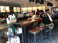 -星巴克(东莞莞城万科中心店)