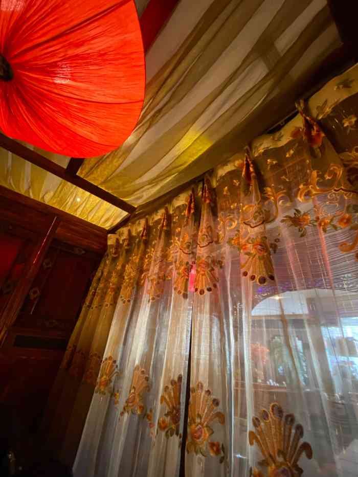 碧露轩茶艺馆-"【环境 位置】镇江路33号乙,很好找,门.