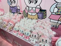 -梅龙镇广场