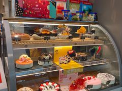 面包甜点陈列柜-DQ·蛋糕·冰淇淋(龙湖狮山天街店)