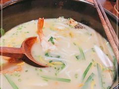 -银米·云南传统过桥米线(双廊黑金冠店)