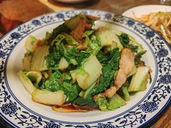 -泉畔人家·老济南经典鲁菜(大明湖店)
