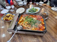 -邹胖哥好好吃餐馆(荔波美食街店)