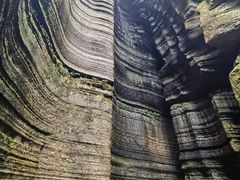 -梭布垭石林景区