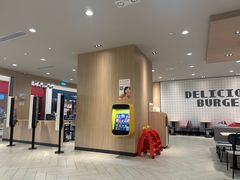 -麦当劳(伦敦人店)