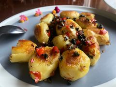 恩施土豆-东湖食堂·湖景餐厅•会议