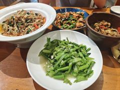 -老滇山寨•云南特色菜•地方菜•民族风情歌舞表演(金碧店)