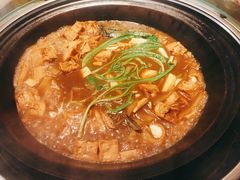 柴锅炖水库鱼-姥家大锅台水库渔家