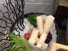 -湊湊火锅·茶憩(打浦桥日月光店)