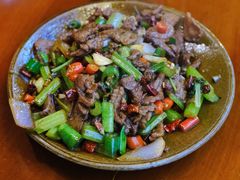 爆炒小黄牛-苗湘食府(十年店)