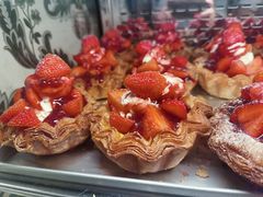 -BUTTERFUL&CREAMOROUS 黄油与面包(三里屯太古里店)