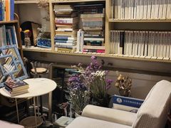 -斯多格书乡(北京大学畅春园店)