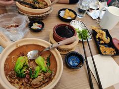 -煲仔皇腊味煲仔饭(经四万达店)