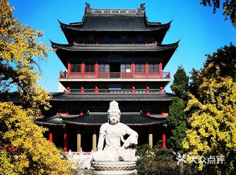 秋天的毗卢寺，红的艳黄的亮绿的沉～