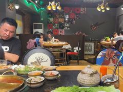 -顶顶汤火牛排火锅·经典铜锅涮肉