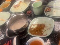 -釜御山海鲜烤肉火锅自助(新城市中心店)