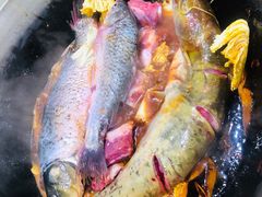 -山河屯铁锅炖鲜鹅·东北菜(开发区一店)