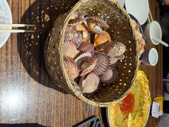 -蚝堡海鲜·威海菜·海肠捞饭·烧烤·亚洲吃蚝公司(幸福门店)