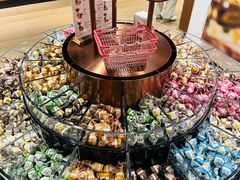 -Laderach 莱德拉(上海环贸iapm店)