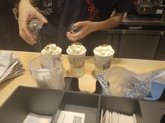 -茶颜悦色(金茂览秀城LG层外街店)